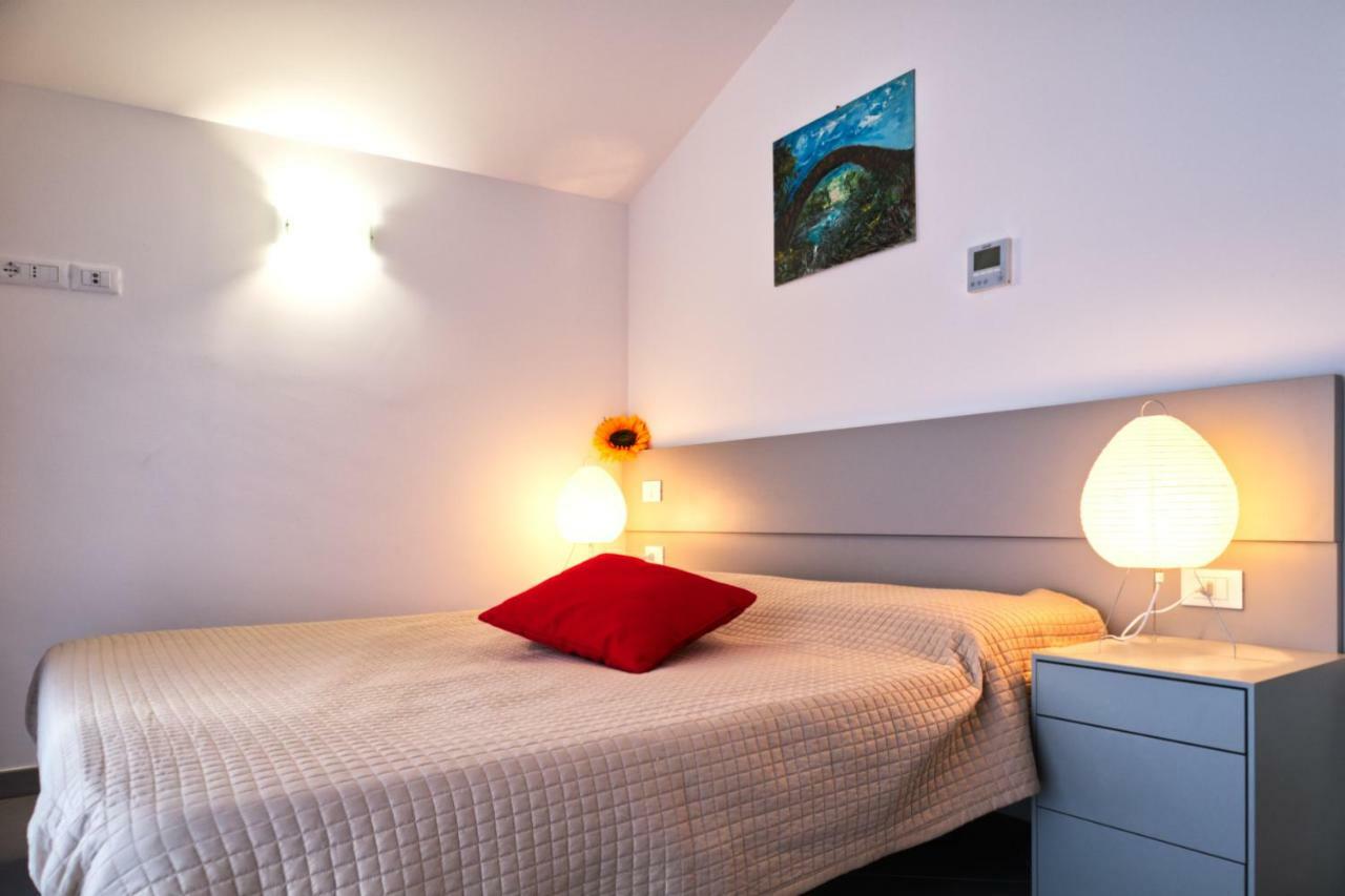 Attico Mutti Apartment Лоано Екстериор снимка