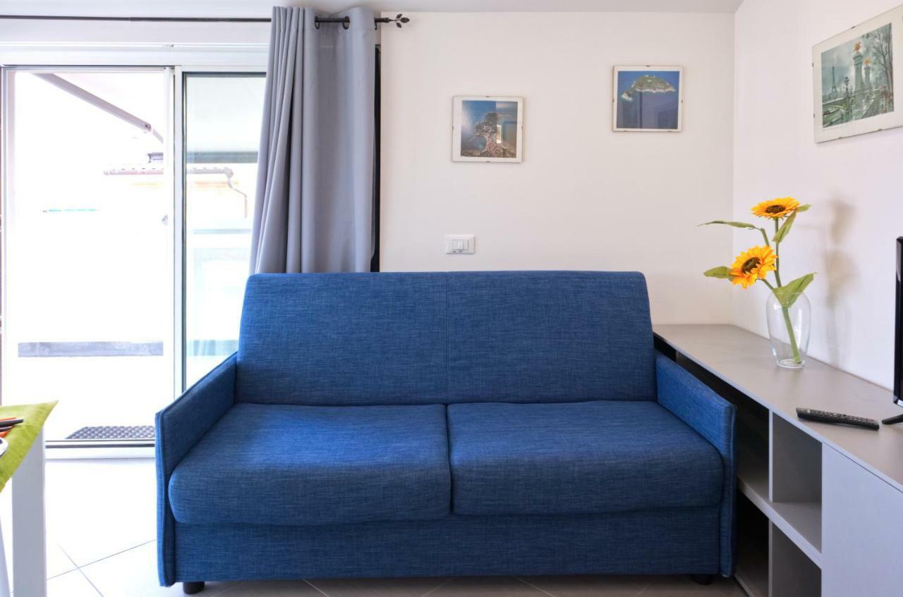 Attico Mutti Apartment Лоано Екстериор снимка